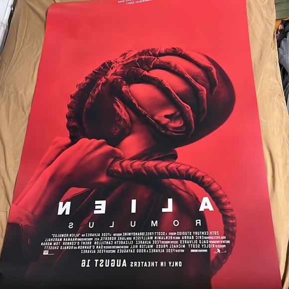 Alien: Romulus 2024 27x40 DS Movie Poster Theater origin Fede Álvarez Horror FOX - Picture 11 of 14